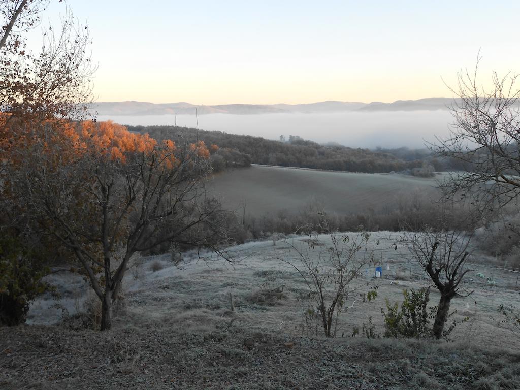 Gite Des Monts Saint-Izaire Eksteriør bilde