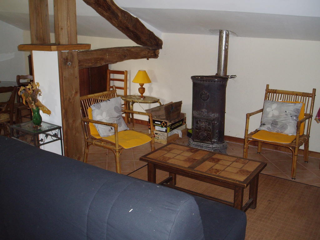 Gite Des Monts Saint-Izaire Rom bilde